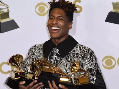 Grammy-díj: Jon Batiste-é lett az év albuma