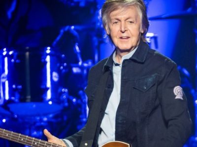Paul McCartney visszakapta fél évszázada ellopott hangszerét