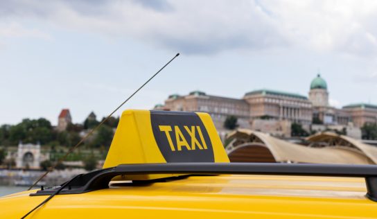 Hétfőtől drágább lesz taxival utazni Budapesten