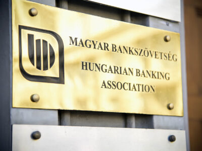 Bankszövetség szerint vissza kell állítani a piaci viszonyokat a lakossági jelzáloghiteleknél