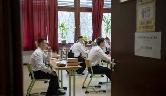 A német írásbelikkel folytatódnak az érettségi vizsgák