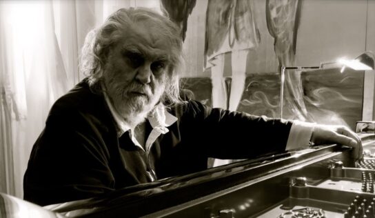 Elhunyt Vangelis Oscar-díjas görög zeneszerző
