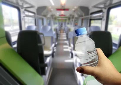 Országszerte vízosztással és párakapukkal védik a lakosságot