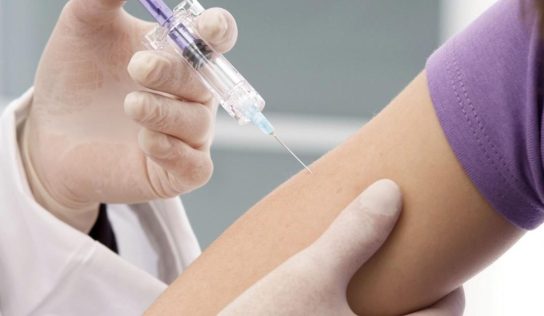 Az EU közbeszerzési szerződést írt alá a pandémiás influenza elleni védőoltásra