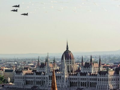Légtérberepülést tart hétfőn a Magyar Honvédség