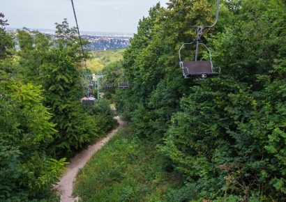 Éjfélig lehet libegőzni szombaton Budapesten