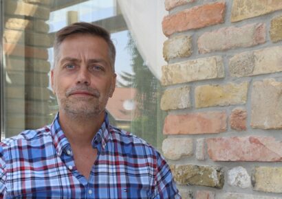 Édesanyját gyászolja Harsányi Levente