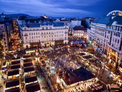 Pénteken nyit a Vörösmarty téri és a Szent István téri karácsonyi vásár is