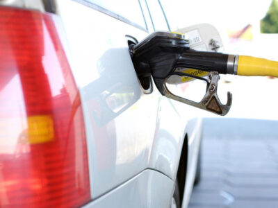 Jelentős áremelkedés jön szerdától: változik a benzin és a gázolaj ára