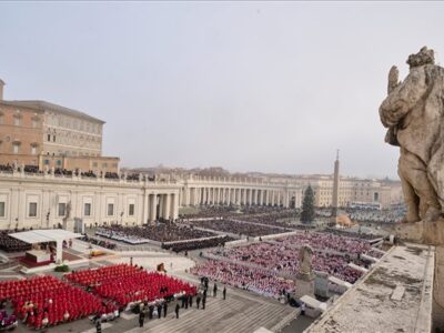Végső búcsút vettek XVI. Benedek korábbi pápától – Fotó!