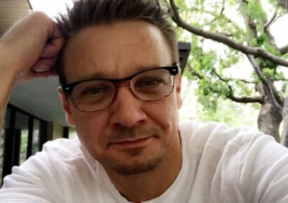 Kritikus, de stabil a balesetet szenvedett Jeremy Renner amerikai színész állapota
