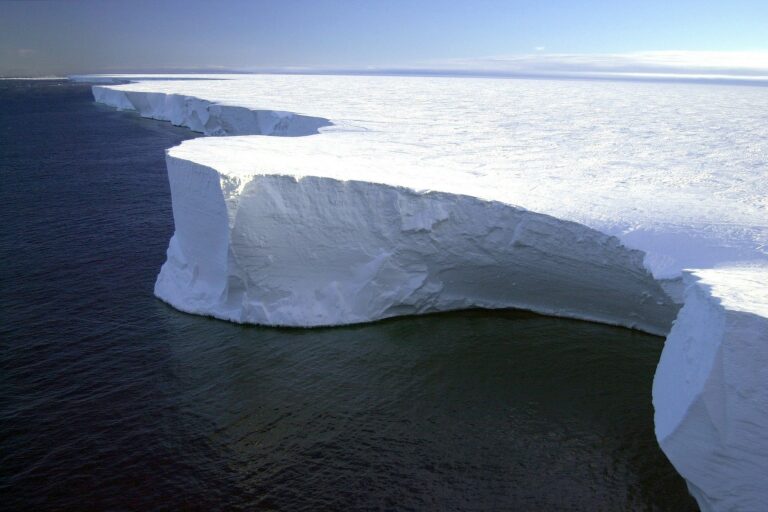 Még nem késő megmenteni a nyugat-antarktiszi jégtakarót egy tanulmány szerint