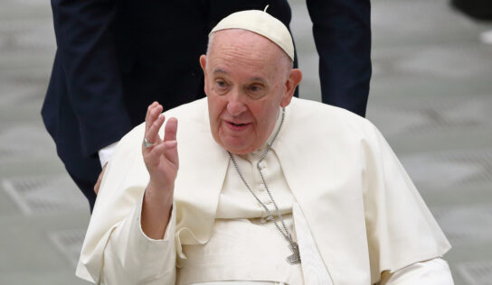 Nincs jól Ferenc pápa, munkatársa olvasta fel a vasárnapi beszédét