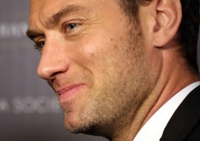 Megszületett Jude Law hetedik gyereke