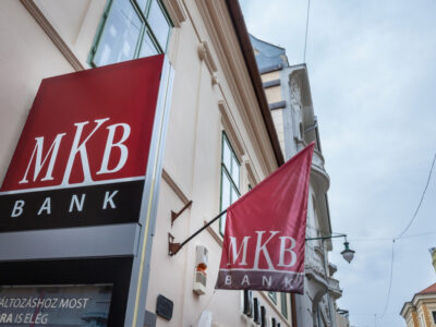 A május 1-jei hosszú hétvégén egyesül az MKB Bank és a Takarékbank
