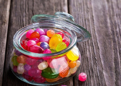 Fulladásveszély miatt ABC márkajelzésű édességeket hívnak vissza