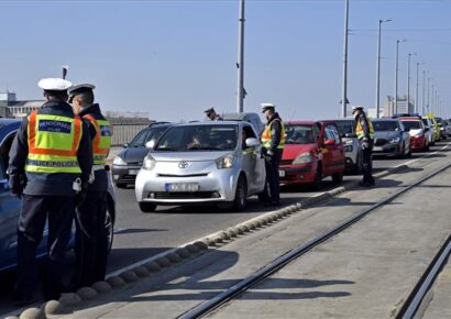 Több mint 120 ittas sofőrt talált a rendőrség Budapesten