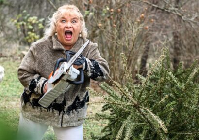 Fúr, farag, autót szerel! Így még nem látta Oszvald Marikát