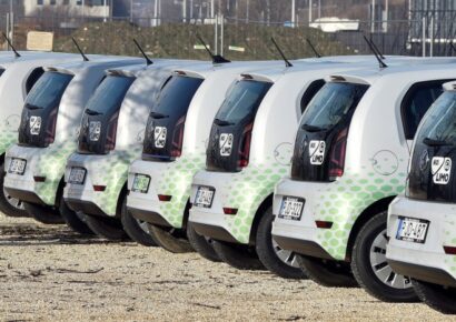 Kilométer alapúvá alakítja az egy órán belüli használat díjszabását a Mol Limo