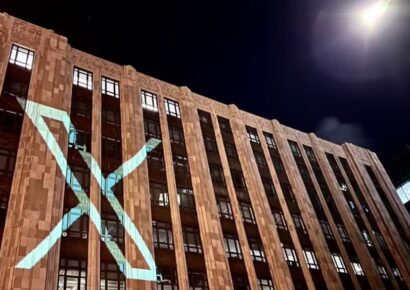 Hivatalosan is X a Twitter új logója és neve