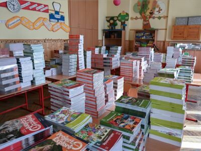Elkezdődhet az új tanév: Megérkeztek a tankönyvek az iskolákba
