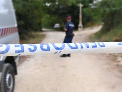 A belügyminiszter hősi halottá nyilvánította az esztergomi robbantásban elhunyt rendőrt