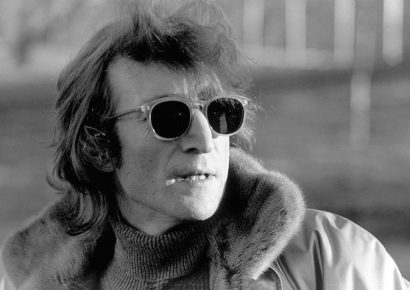 Kiefer Sutherland lesz a narrátora a John Lennonról szóló dokumentumfilm-sorozatnak