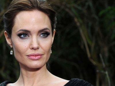 Angelina Jolie alakítja Maria Callast a legendás énekesről szóló életrajzi filmben