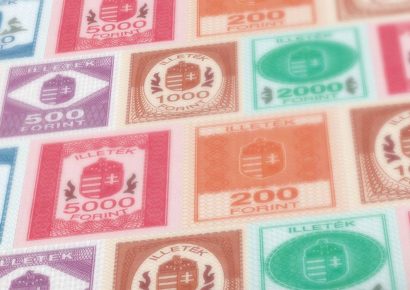 Januártól nem lehet illetékbélyeggel fizetni a bíróságokon