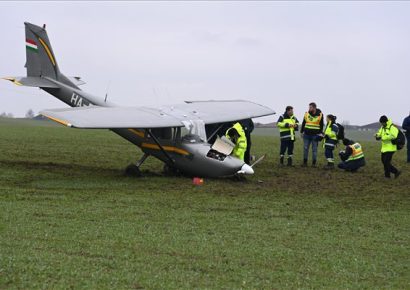 Kényszerleszállást hajtott végre egy kisrepülő Budapesten