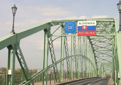 Lengyelország január 2-ig meghosszabbítja az ellenőrzést a szlovák határon