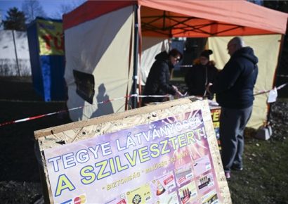 Mától lehet tűzijátékot vásárolni