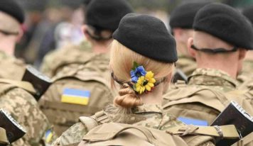 Több mint 250 elesett ukrán katona holttestét szállították haza