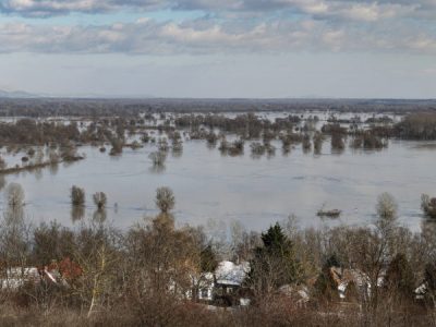 A Tisza áradása miatt lezárják a szegedi rakpartot