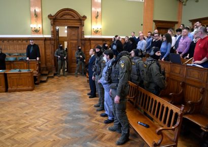 Gyárfás Tamást hét év fegyházra, Portik Tamást életfogytiglanra ítélték a Fenyő-gyilkosság ügyben