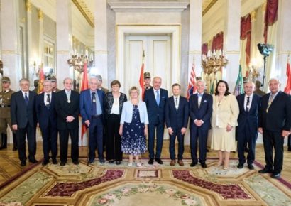 Corvin-lánccal tüntették ki Karikó Katalint és Krausz Ferencet