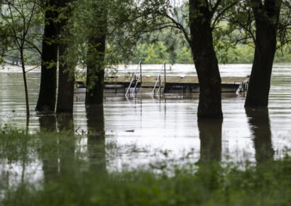 30-50 centiméterrel alacsonyabban tetőzik az árvíz, mint 2013-ban