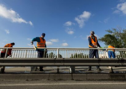 A héten megkezdi az FKF a budapesti hidak őszi mosását