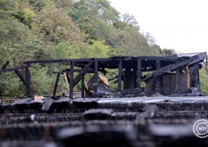 Szerelési és karbantartási hibák vezettek a miskolctapolcai Barlangfürdő leégéséhez