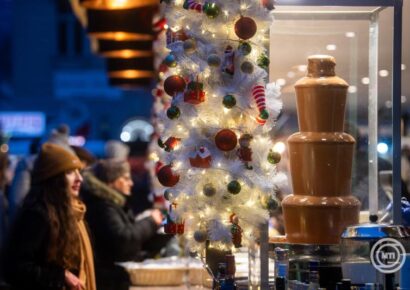 Pénteken kezdődik a karácsonyi vásár a Bazilikánál és a Vörösmarty téren