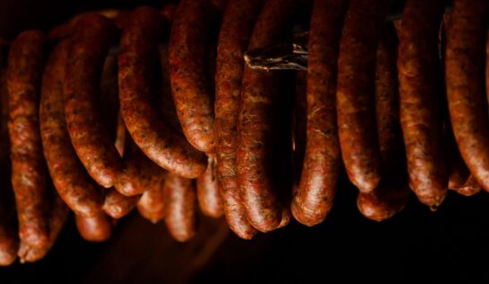 Szalmonella jelenléte miatt kolbászt hívott vissza a forgalomból a Kifli.hu