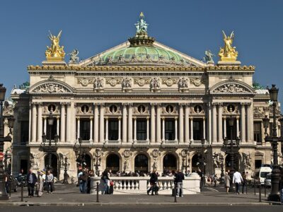 Kétéves felújításra bezárnak a párizsi Opera előadóhelyei