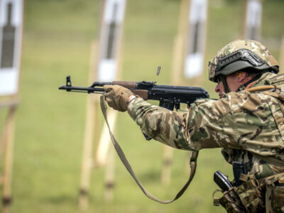Idén is pályázhatnak lakhatási támogatásra a katonák