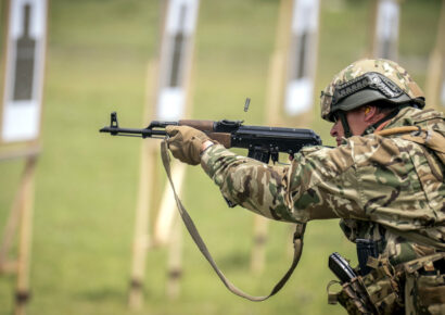 Idén is pályázhatnak lakhatási támogatásra a katonák