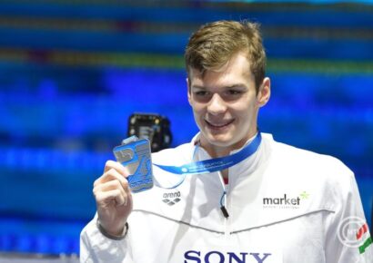 Kós Hubert ezüstérmet szerzett 100 méter háton a rövidpályás úszó-világbajnokságon