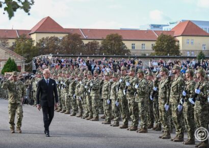 Újabb másfél száz katona esküdött fel a haza védelmére
