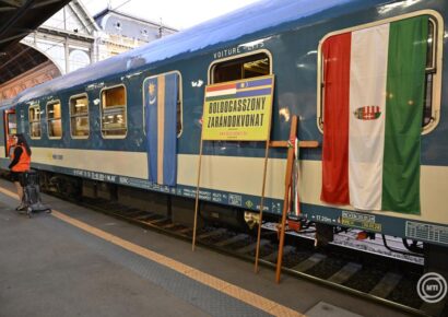 Idén is elindul a Boldogasszony zarándokvonat a csíksomlyói búcsúba