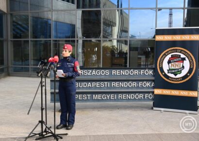 Egy 15 éves fiút fogtak el a csütörtöki iskolai bombafenyegetések kapcsán