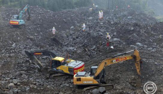 Több ember eltűnt egy délnyugat-kínai földcsuszamlás után