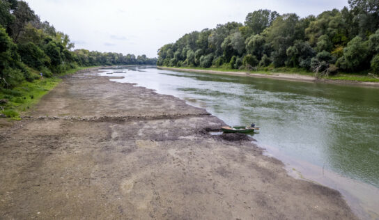 Figyelmeztetés adtak ki! Veszélyes a Holt-Tisza jegén tartózkodni